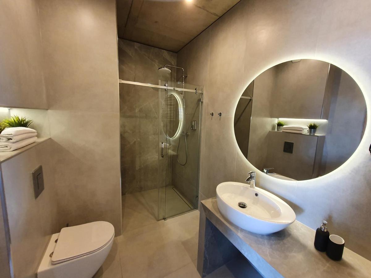 15 Pietro Sokolska 30 Towers Apartments - New - Lux - Parking - Sauna - Gym- And The Best View In Katowice Bagian luar foto
