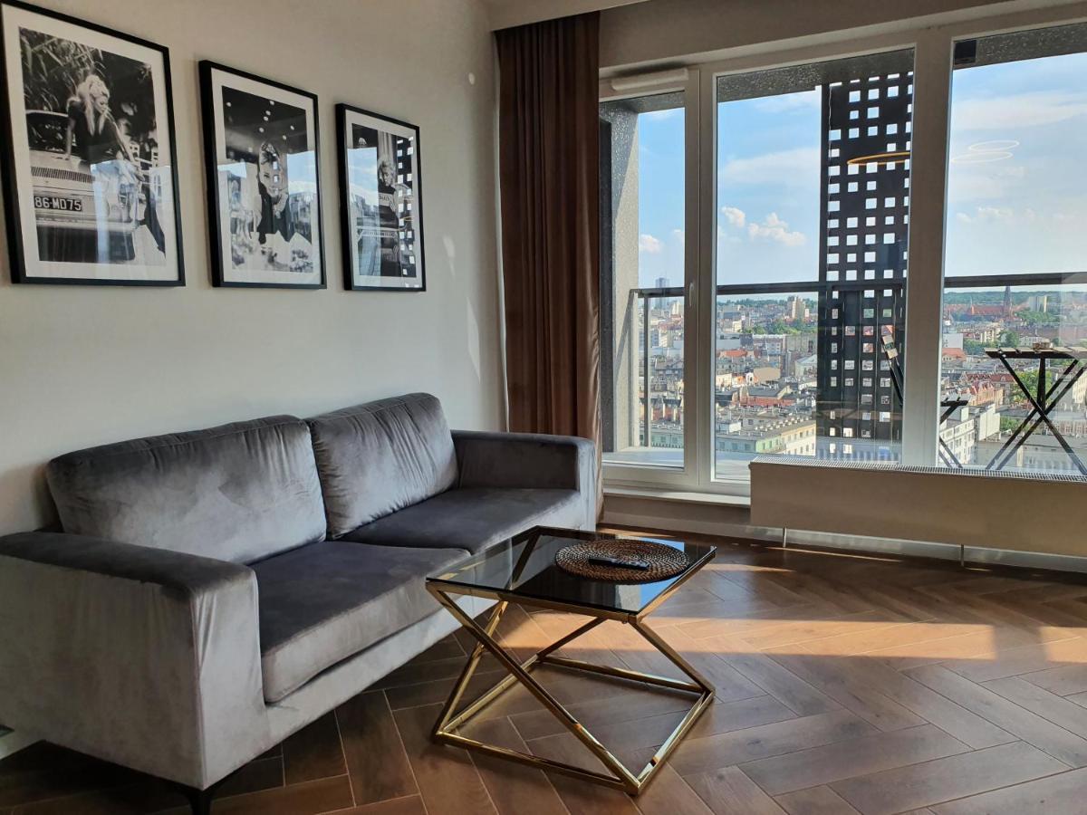 15 Pietro Sokolska 30 Towers Apartments - New - Lux - Parking - Sauna - Gym- And The Best View In Katowice Bagian luar foto