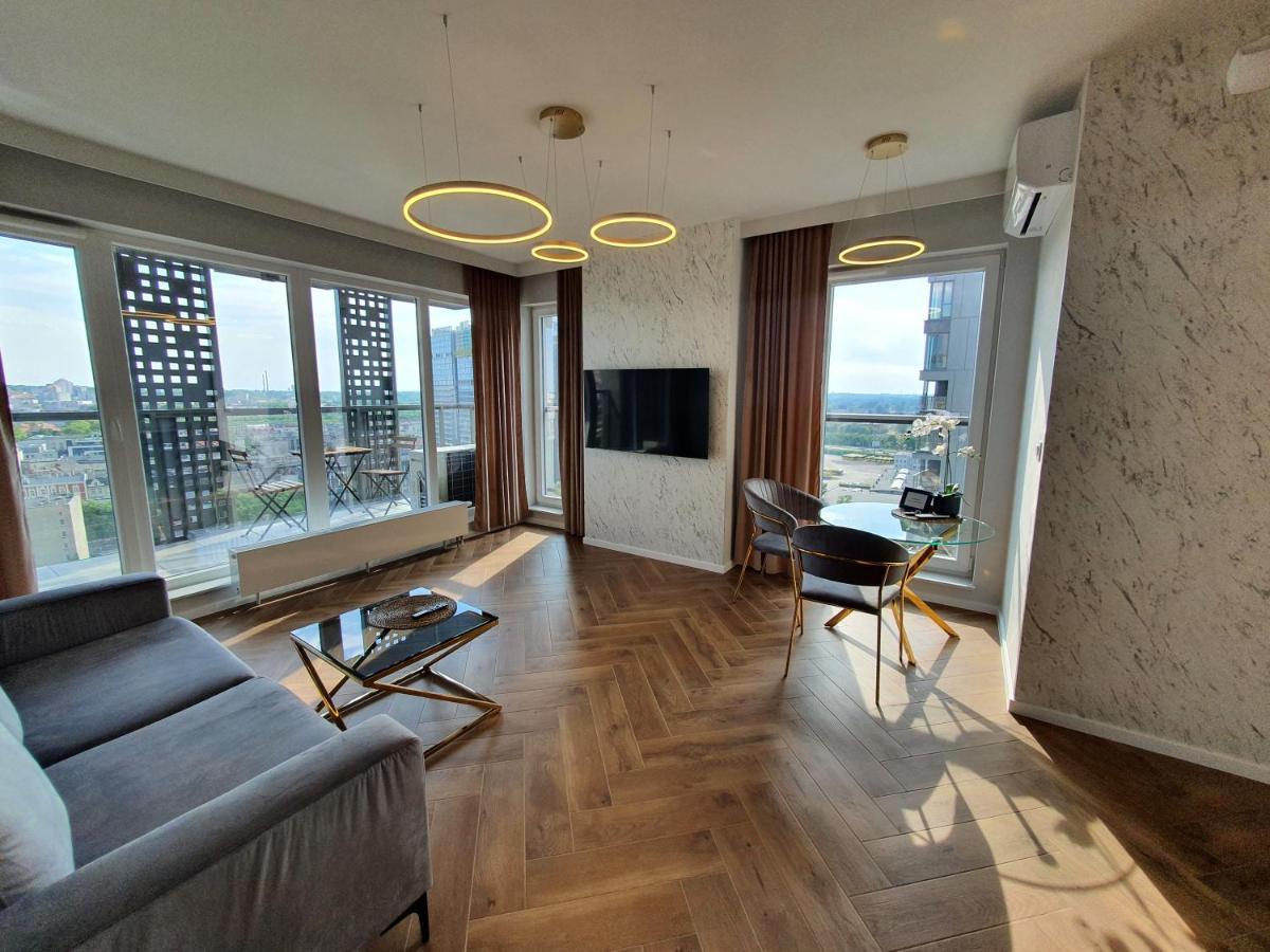 15 Pietro Sokolska 30 Towers Apartments - New - Lux - Parking - Sauna - Gym- And The Best View In Katowice Bagian luar foto