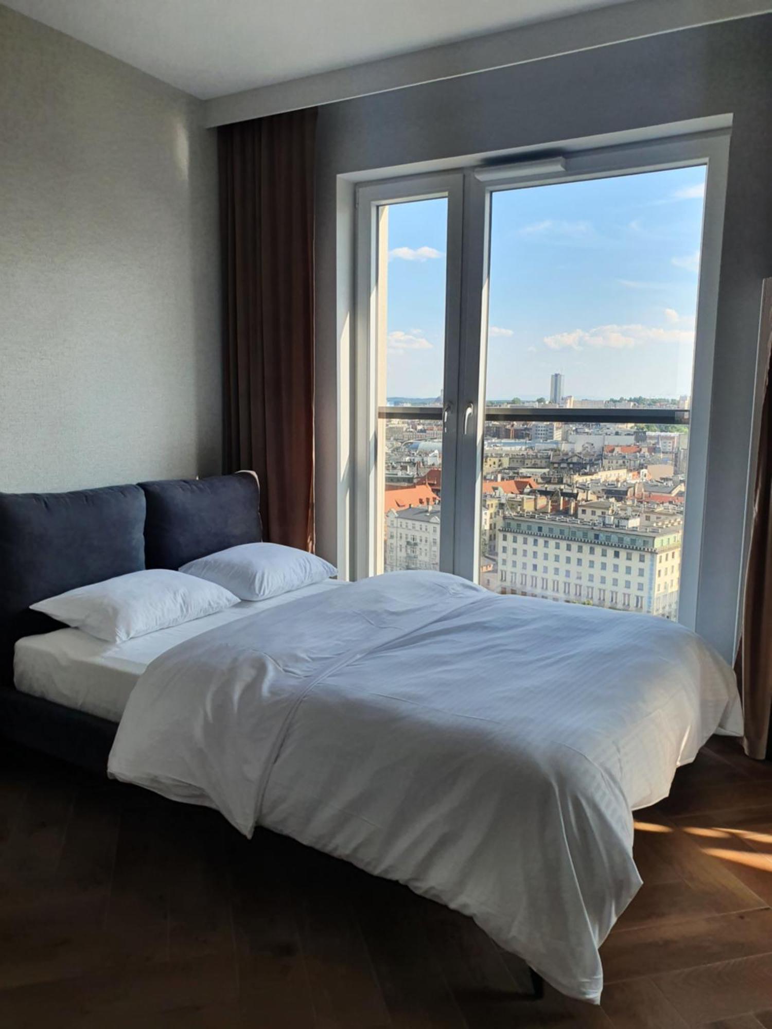 15 Pietro Sokolska 30 Towers Apartments - New - Lux - Parking - Sauna - Gym- And The Best View In Katowice Ruang foto
