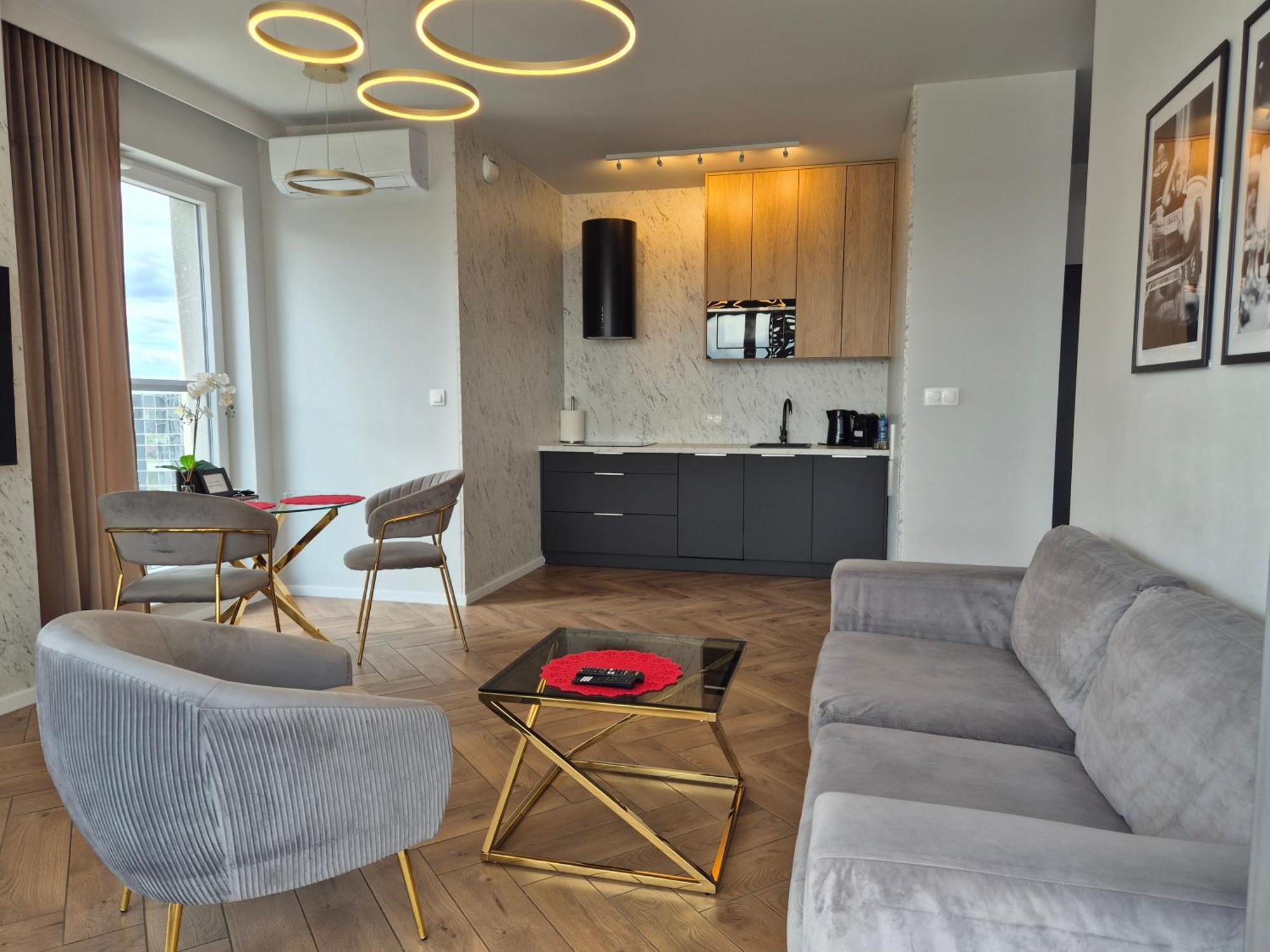 15 Pietro Sokolska 30 Towers Apartments - New - Lux - Parking - Sauna - Gym- And The Best View In Katowice Bagian luar foto